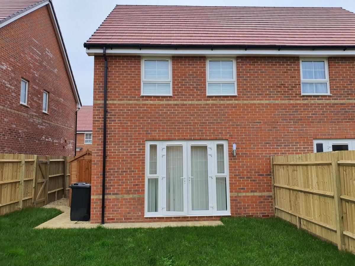 The Joyland Residential Home Romsey Dış mekan fotoğraf